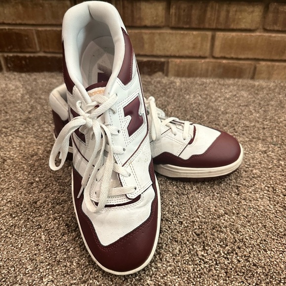 New Balance 550 White Burgundy Sneakers Men\'s Size 10.5